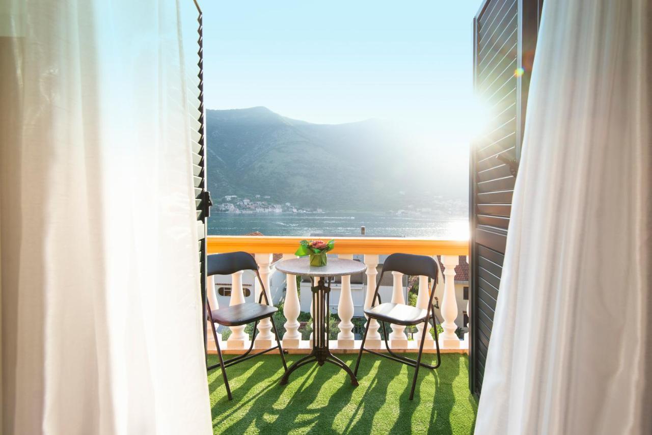 Apartment Ena With Amazing Sea View Kotor Exterior foto