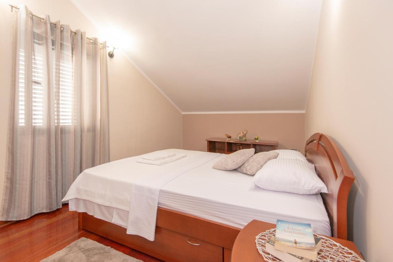 Apartment Ena With Amazing Sea View Kotor Exterior foto